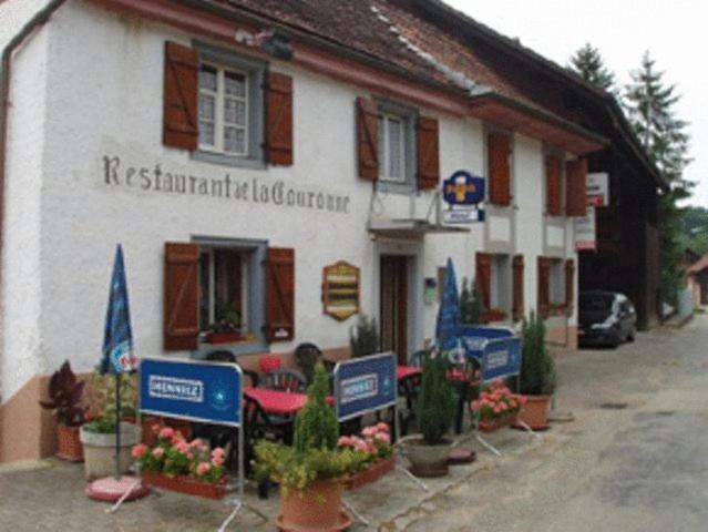 Auberge Restaurant Couronne Beurnevésin Exterior foto